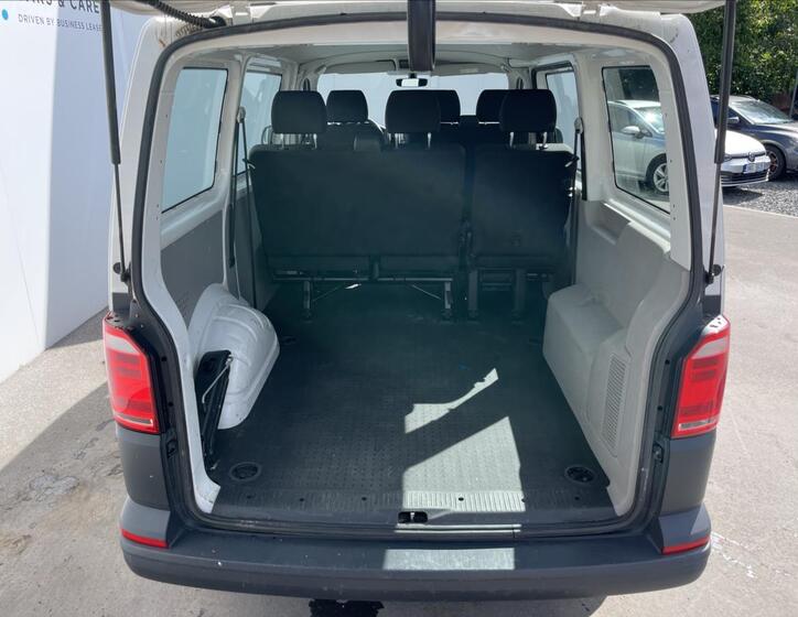 Volkswagen Transporter 22