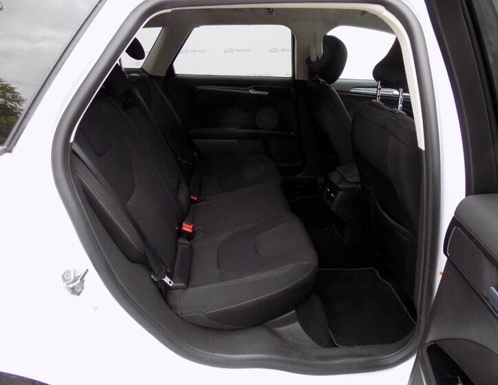 Ford Mondeo 18