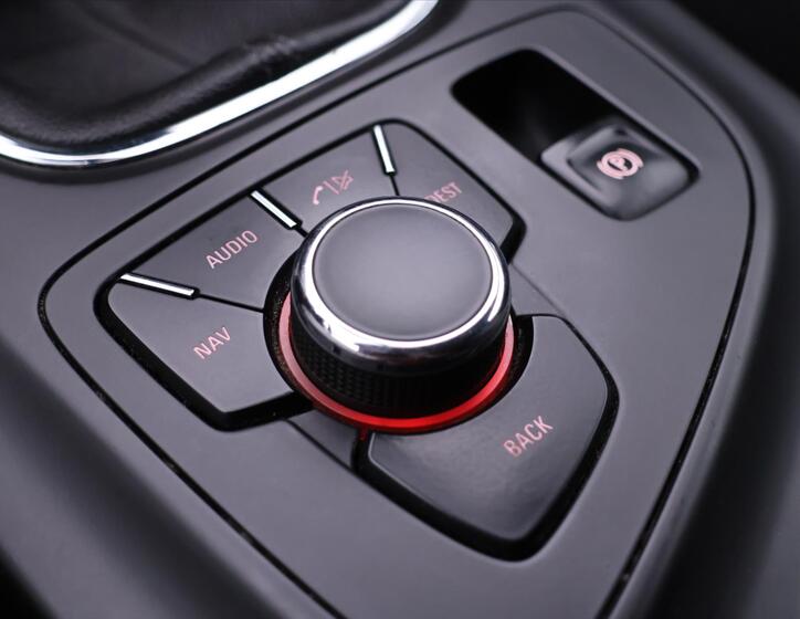 Opel Insignia 25