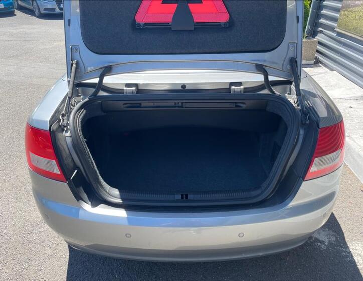 Audi A4 16