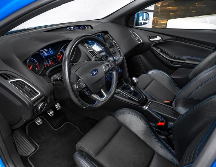Ford Focus 12