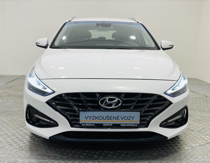 Hyundai i30 4