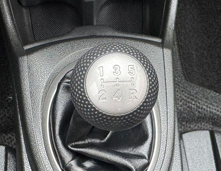Honda Jazz 16