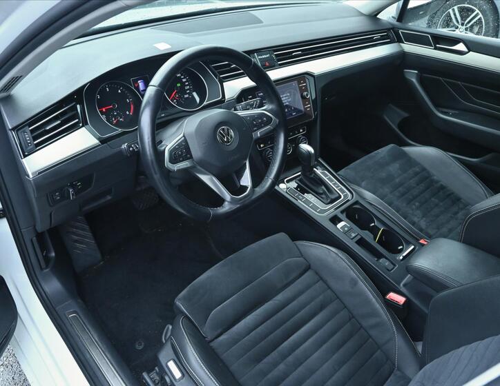 Volkswagen Passat 2