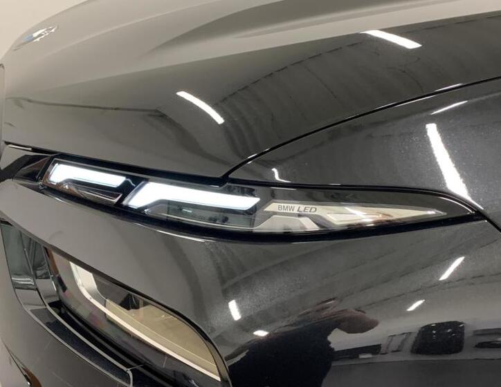 BMW X7 4
