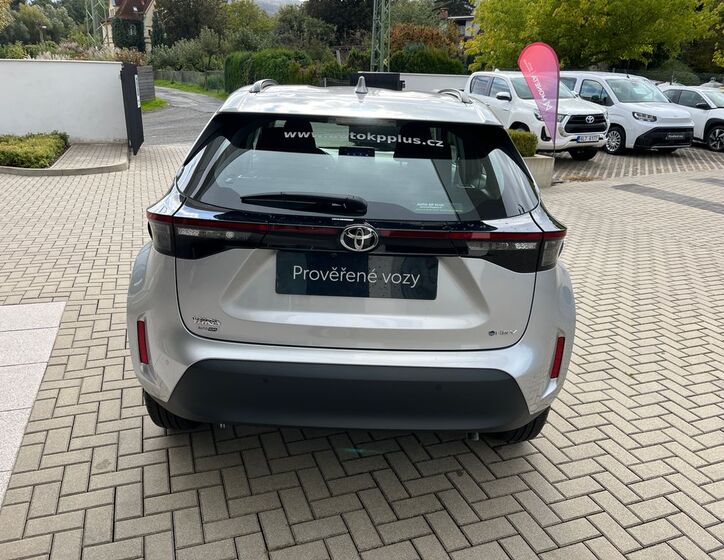 Toyota Yaris Cross 5