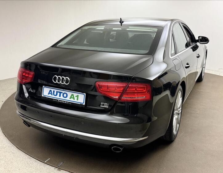 Audi A8 4