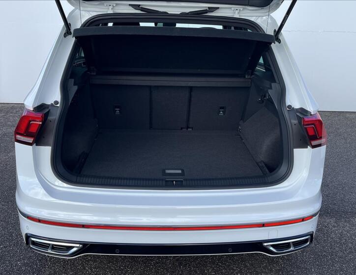 Volkswagen Tiguan 11