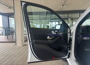 Mercedes-Benz GLE 9