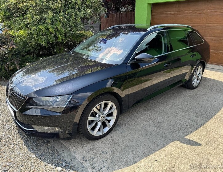 Škoda Superb 9