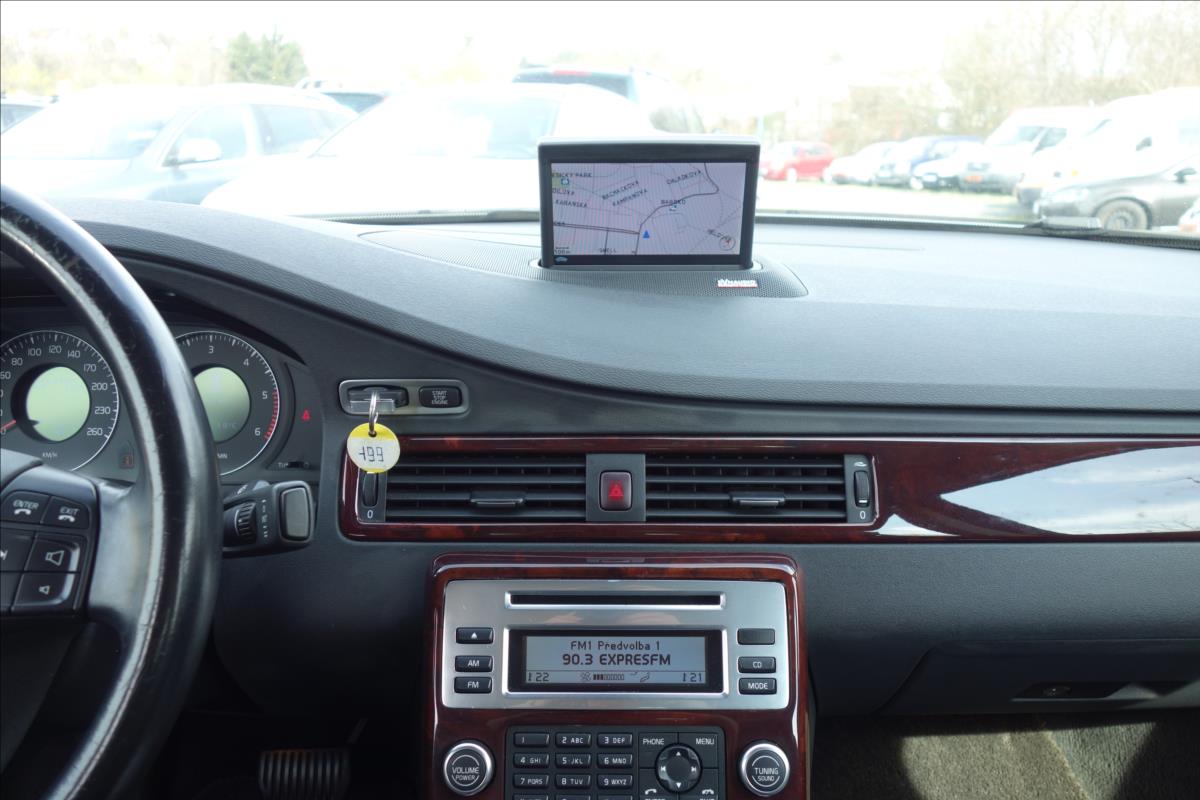 Volvo S80