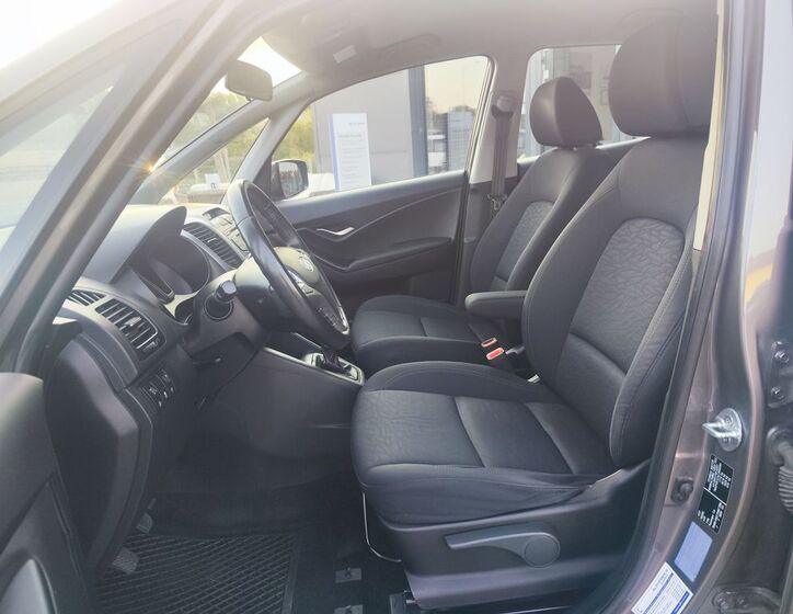 Hyundai ix20 13