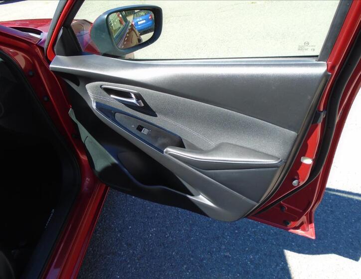 Mazda 2 20