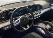 Mercedes-Benz GLE 9