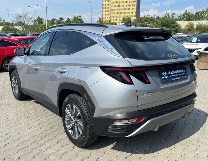 Hyundai Tucson 4