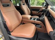 Land Rover Defender 16