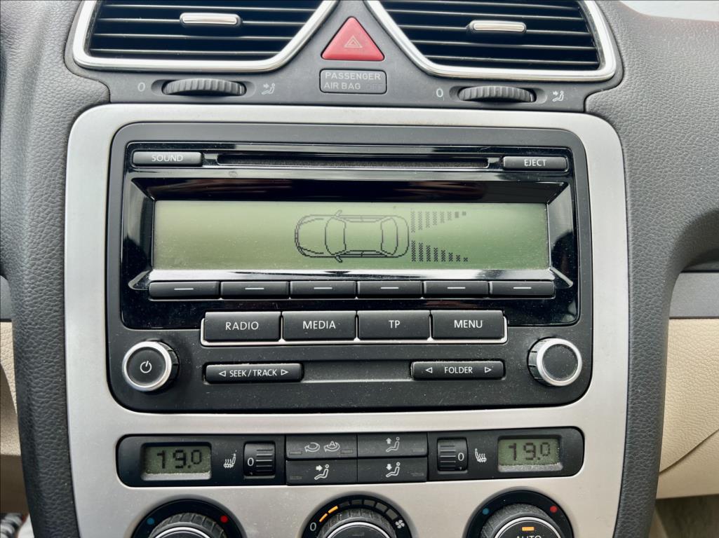 Volkswagen EOS