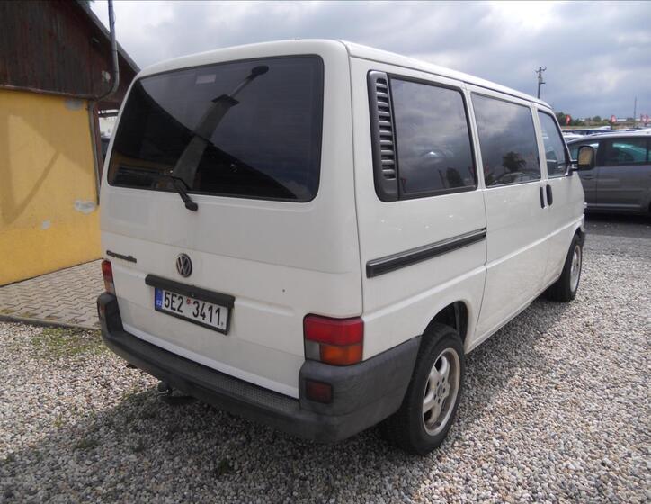 Volkswagen Caravelle 6
