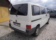Volkswagen Caravelle 6