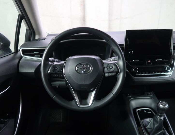 Toyota Corolla 15