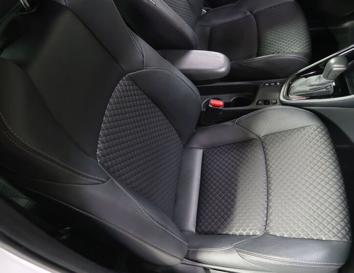 Toyota Yaris 13