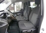 Ford Transit Custom 11