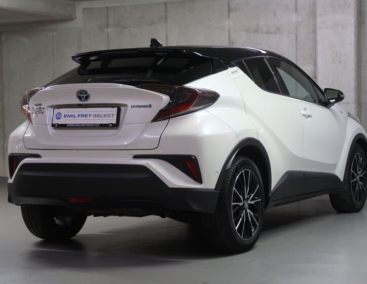 Toyota C-HR 5