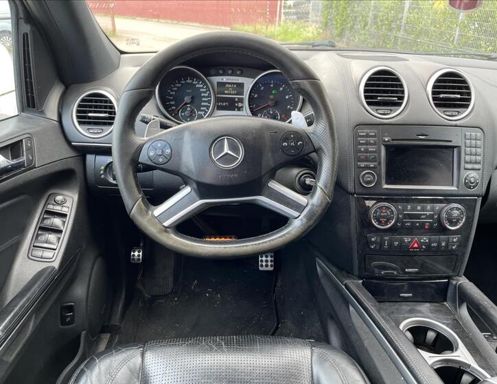 Mercedes-Benz Třídy M 14
