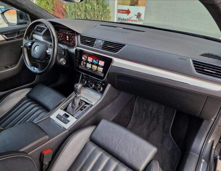 Škoda Superb 13