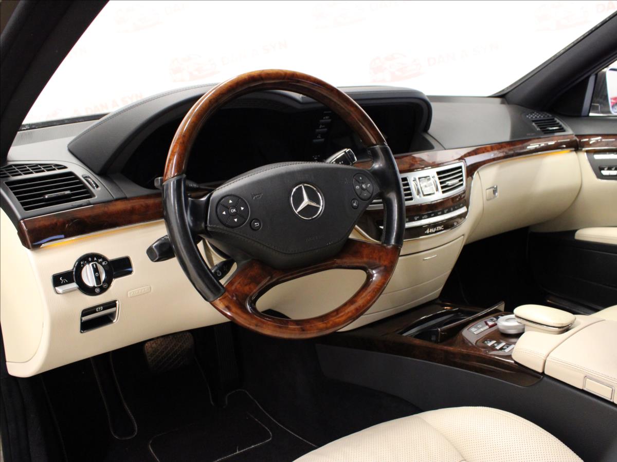 Mercedes-Benz Třídy S