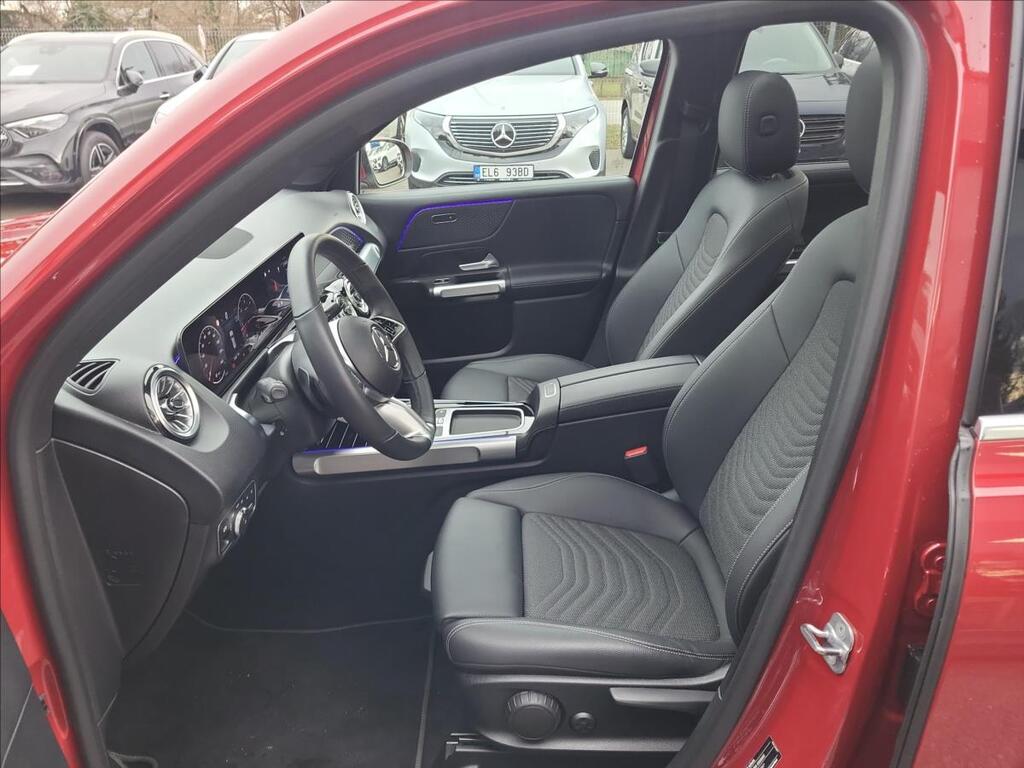 Mercedes-Benz GLB 13