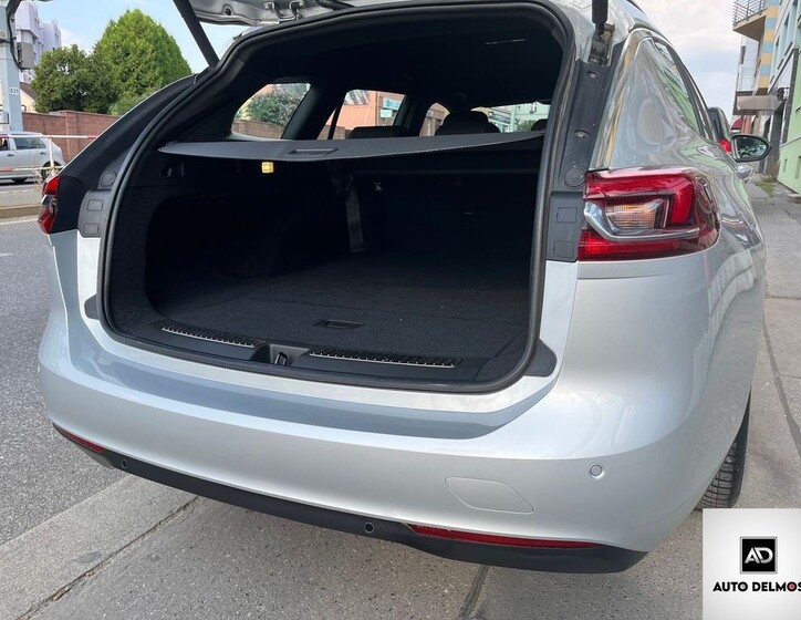 Opel Insignia 50