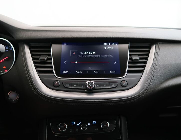 Opel Grandland X 24