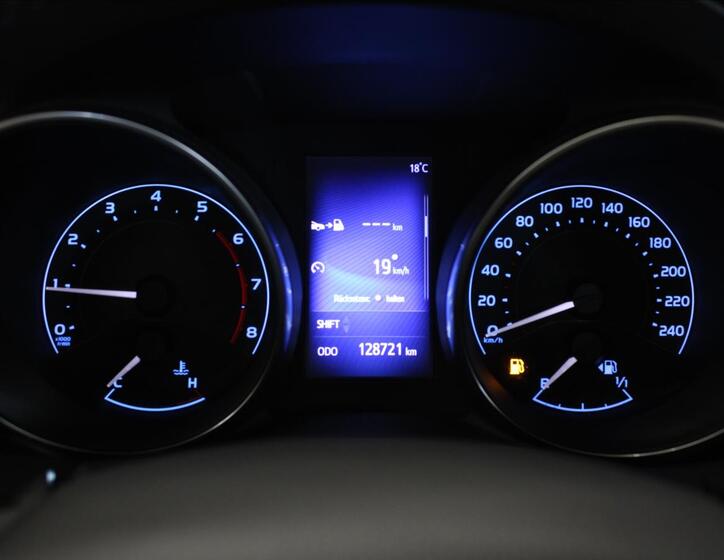 Toyota Auris 22