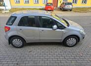 Suzuki SX4 12