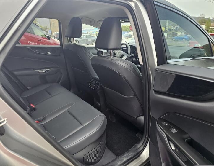 Lexus NX 450h plus 15