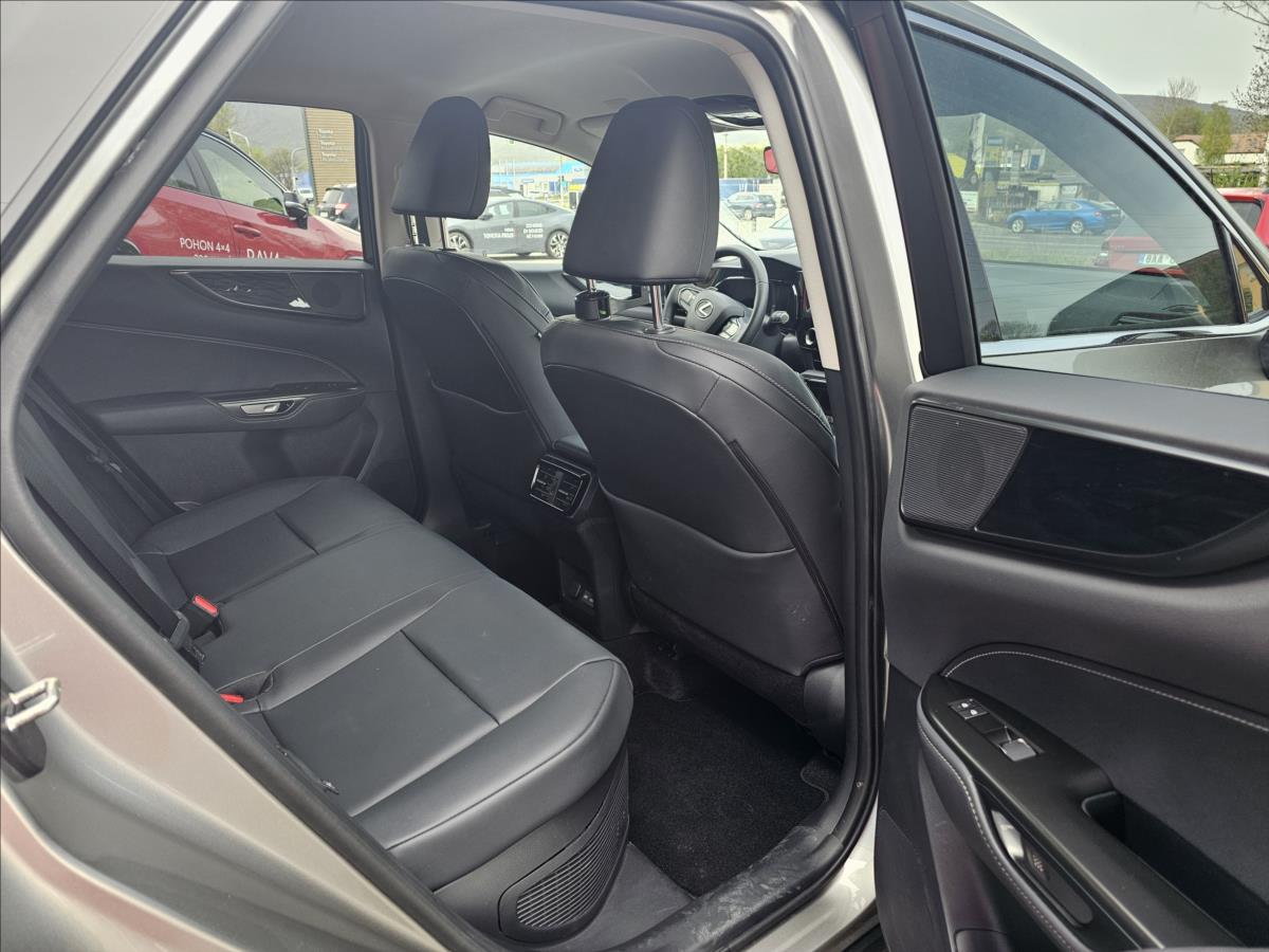 Lexus NX 450h plus