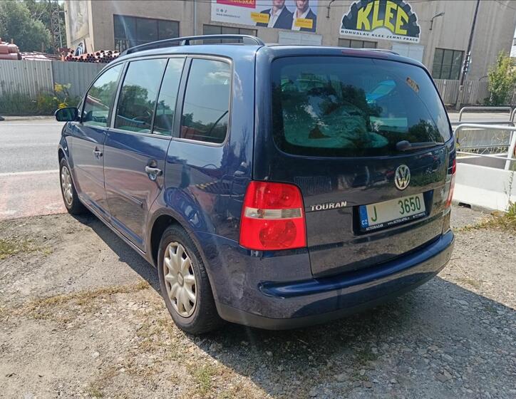 Volkswagen Touran 10
