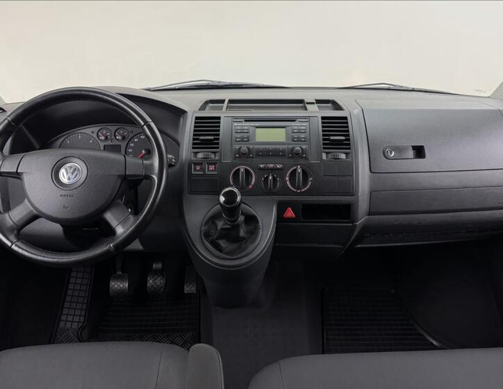 Volkswagen Caravelle 7