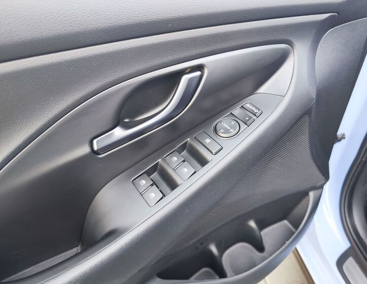 Hyundai i30 33