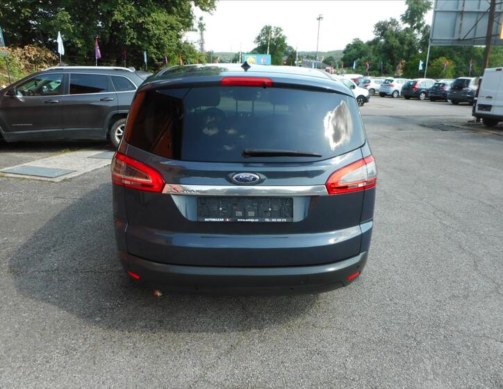 Ford S-MAX 6