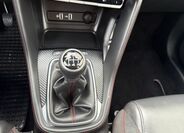 MG ZS 11