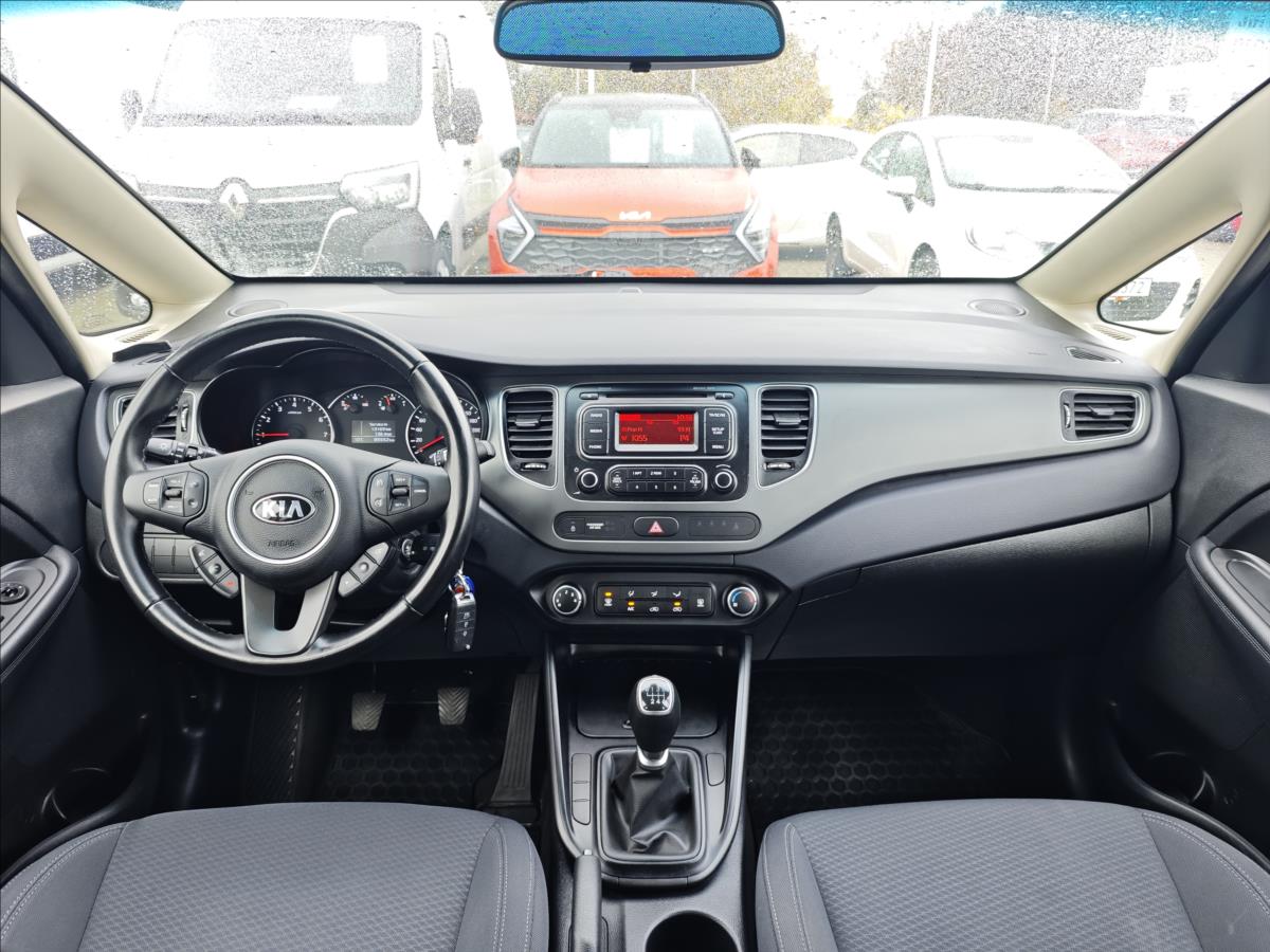 KIA Carens