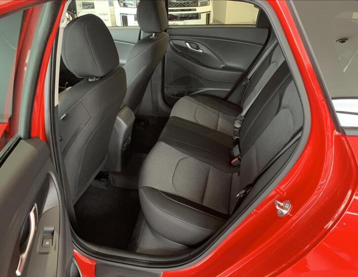 Hyundai i30 11