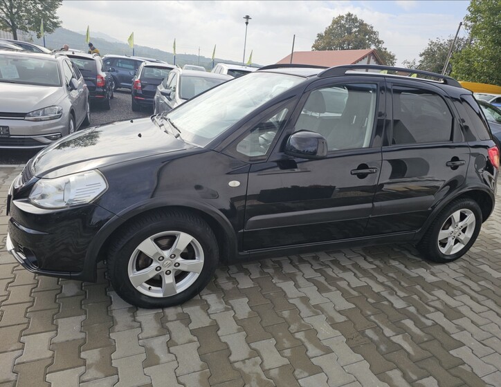 Suzuki SX4 9