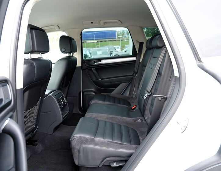 Volkswagen Touareg 32