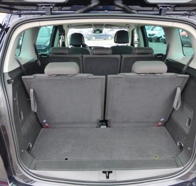 Opel Zafira 49