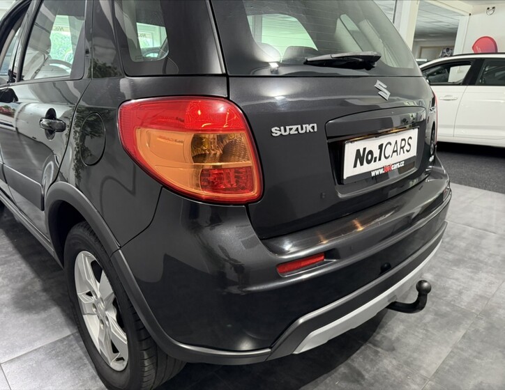 Suzuki SX4 23