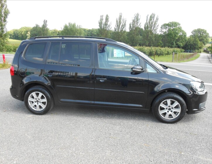 Volkswagen Touran 5