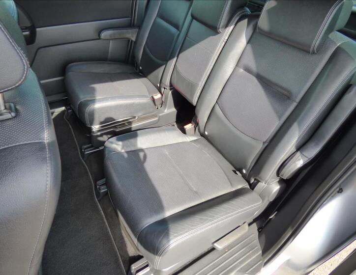 Mazda 5 25